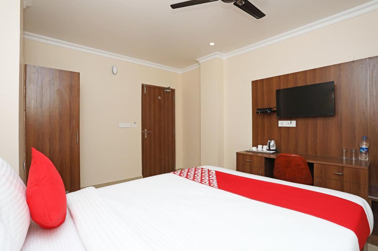 Hotel Oyo 13528 Kumud Plaza Bhuvanéšvar Exteriér fotografie